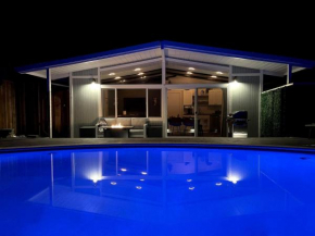 Redwood Oasis - Private Heated Pool by State Park!